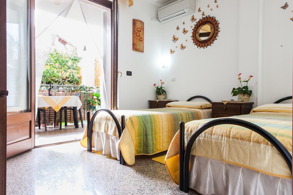 Affittacamere Acquamarina オリスターノ 部屋 写真